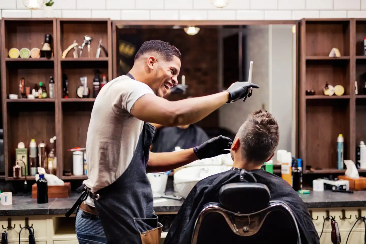 Is There Financial Aid for Hair Stylist Training?
