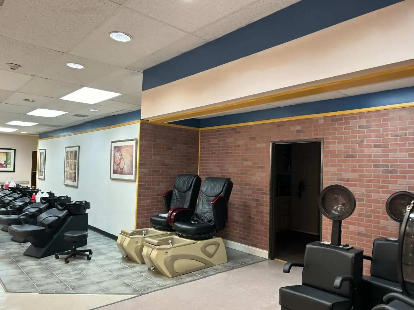 Building a Clientele as a Beauty Professional